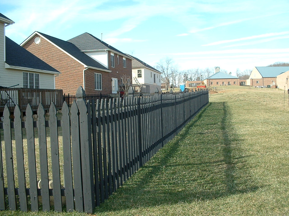 Wood Picket Fencing