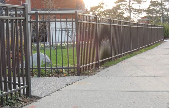 McCall – Commercial and Residential Fencing